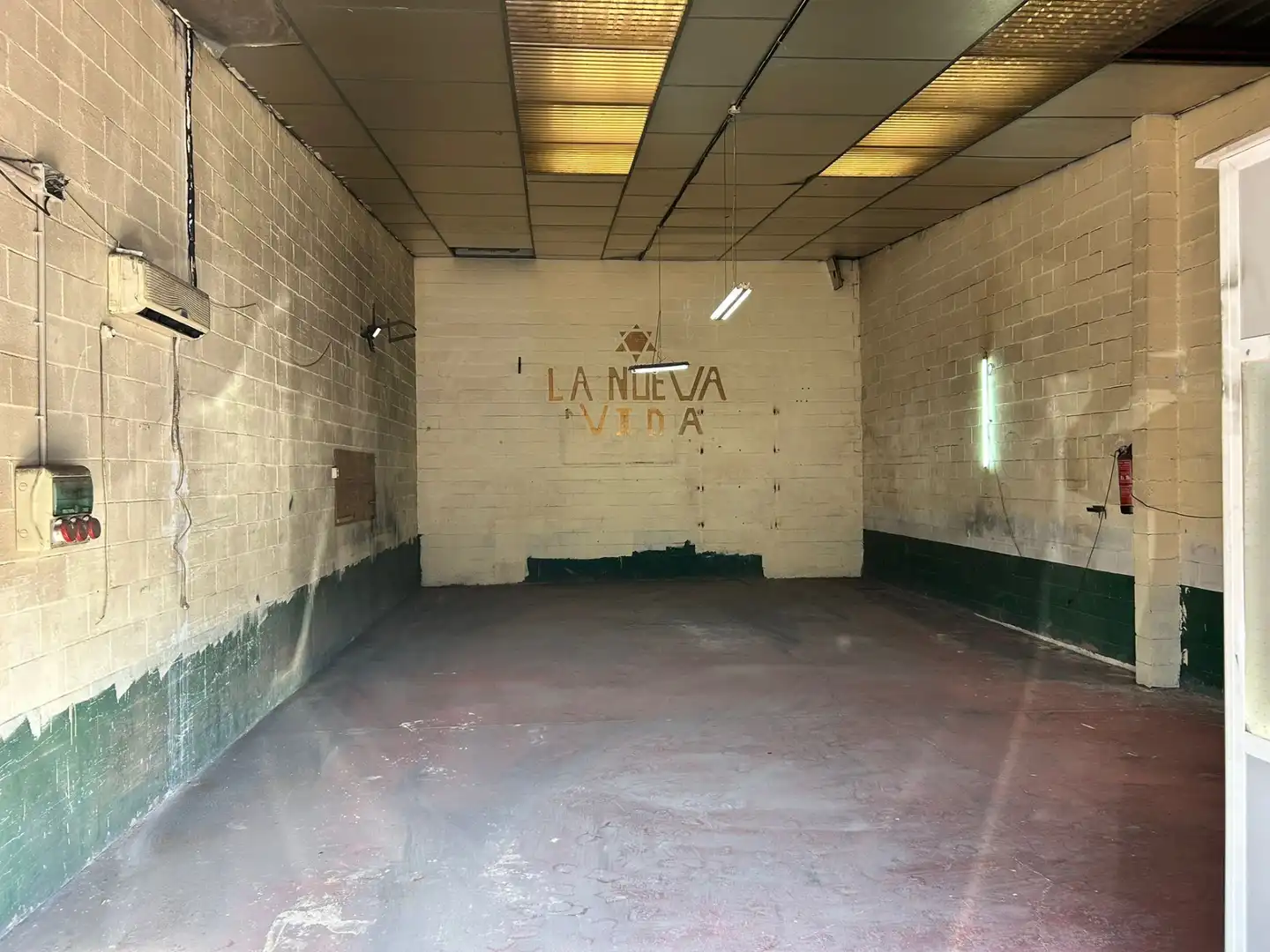 Nave industrial de alquiler en Alcalá de Henares