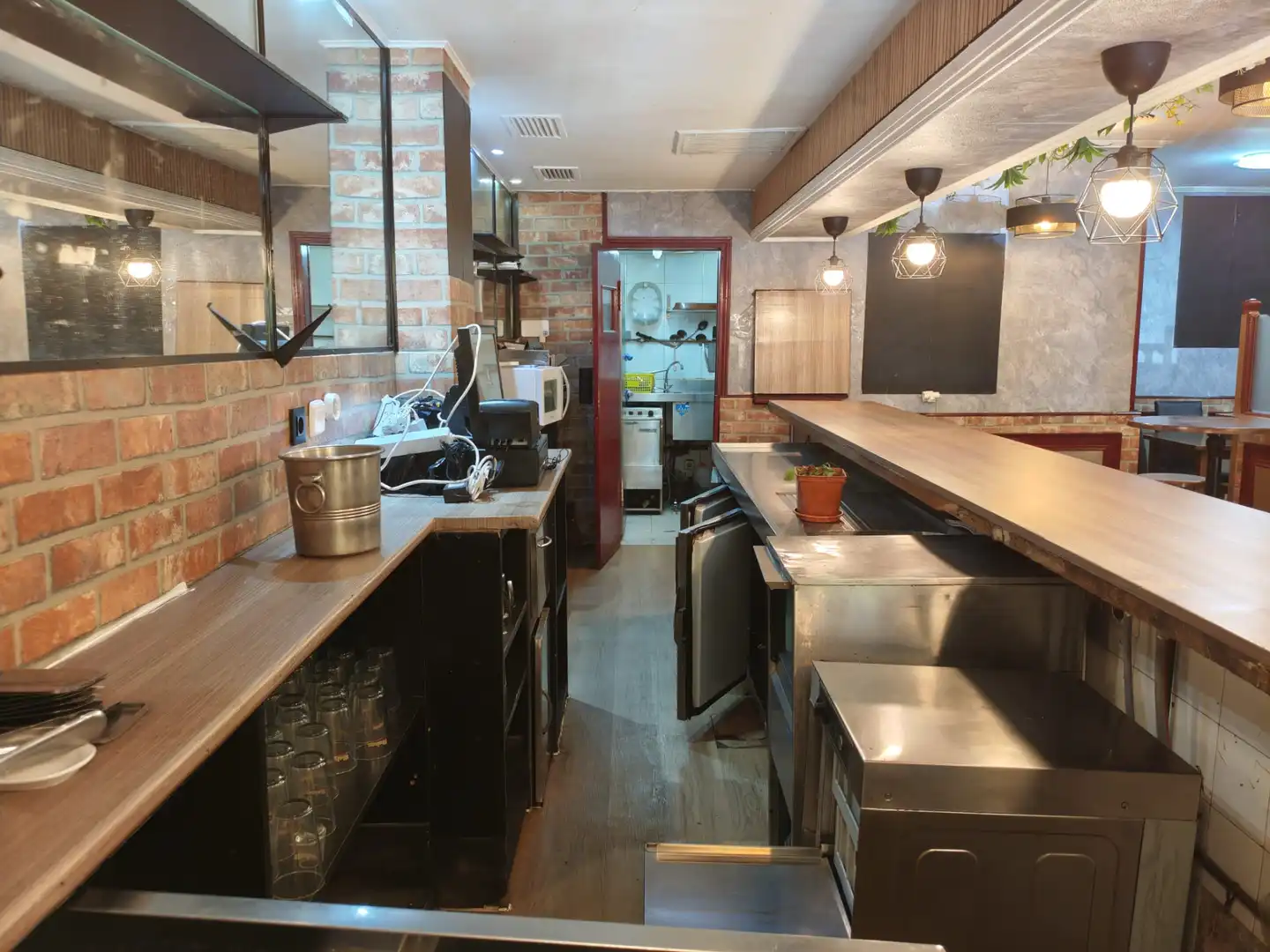 Cocina de Local en venta en Madrid con Aire acondicionado, Calefacción y Amueblado