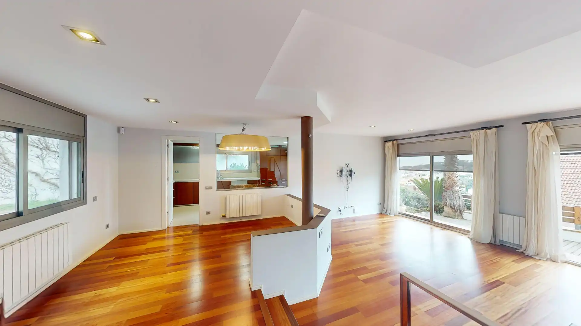 Sala de estar de Casa o chalet en venta en Sant Andreu de Llavaneres con Aire acondicionado, Calefacción y Jardín privado