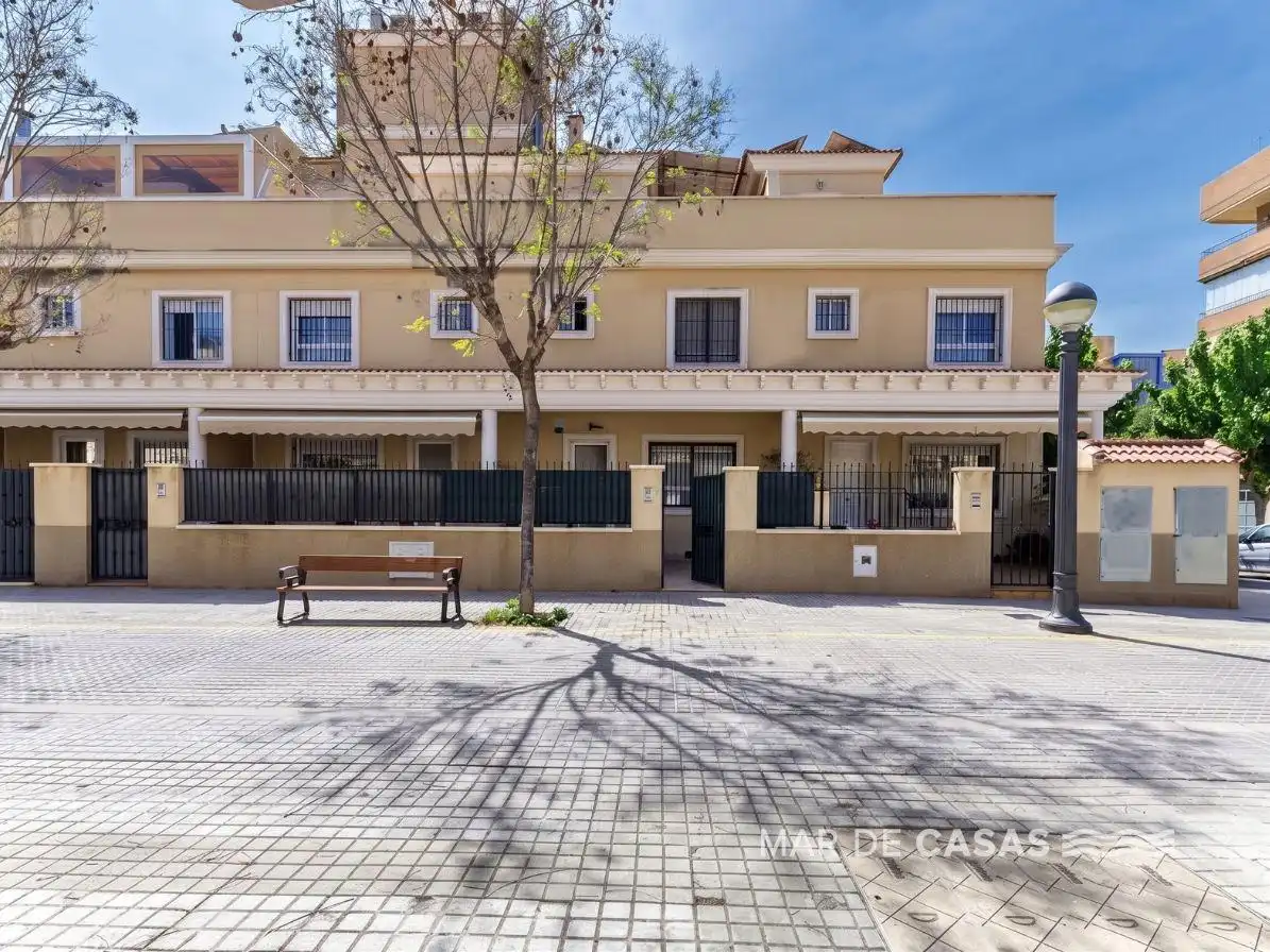 Adossat en venda a Calle Picassent, imagen 39