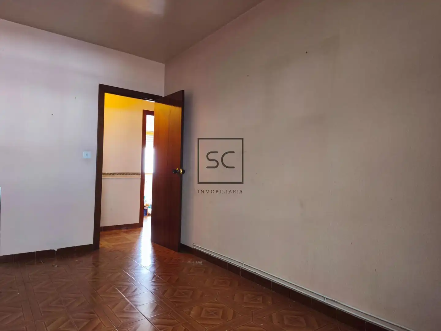 Piso en venta en Narón con Calefacción, Parquet y Terraza