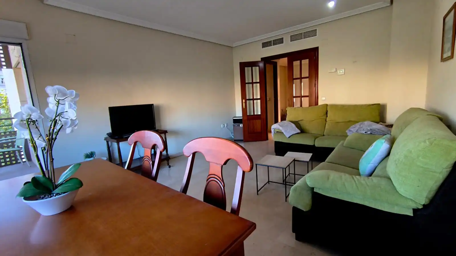 Piso con balcón en venta en Avenida Sinforiano Madroñero 2, imagen 5