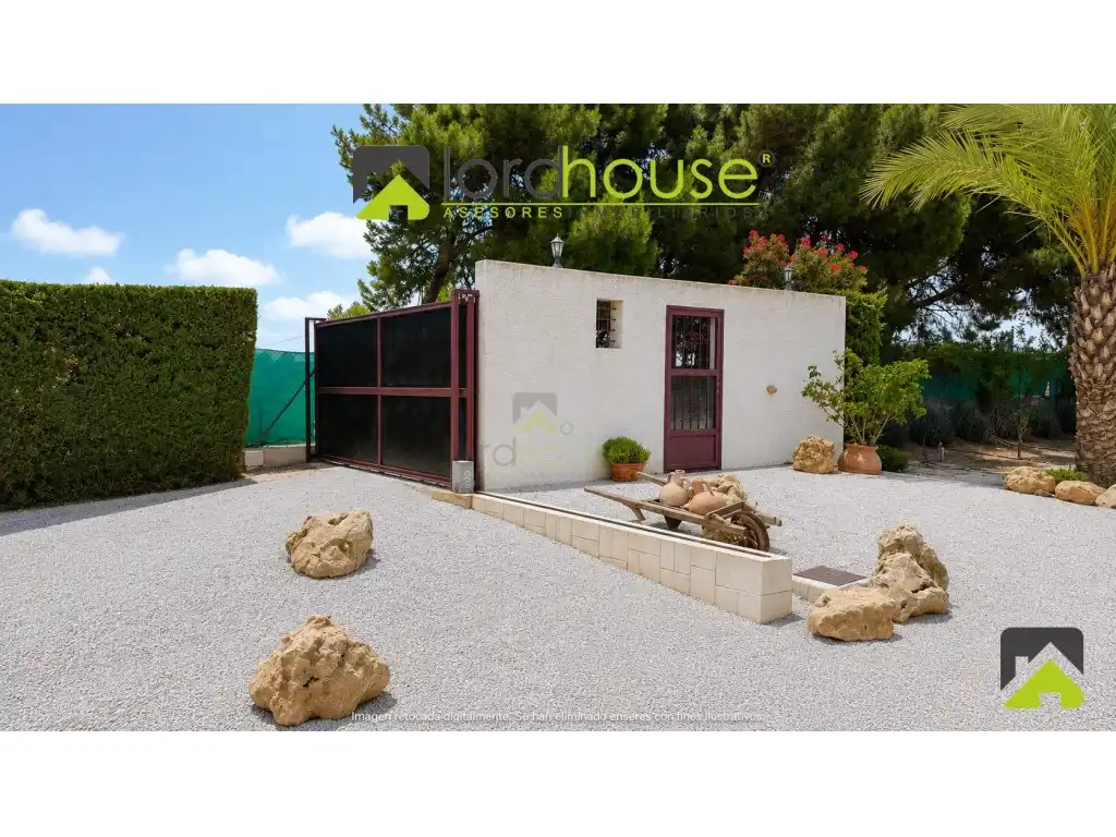 Houses for sale in Diseminados Aguaderas, Aguaderas