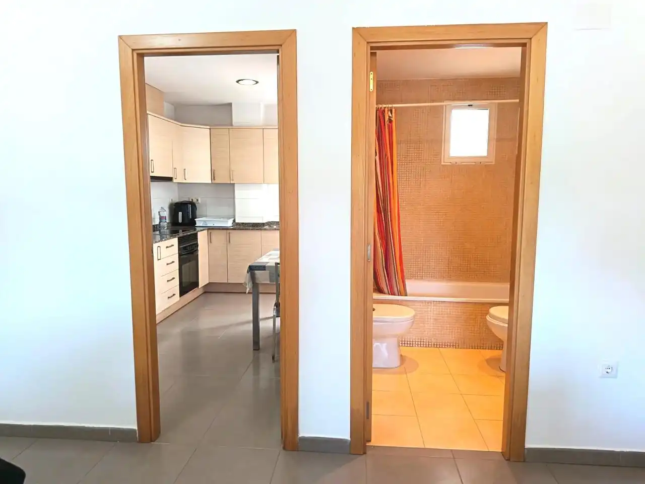 Kitchen of Ground floor for sale in Oliva  with Air Conditioner and Storage room