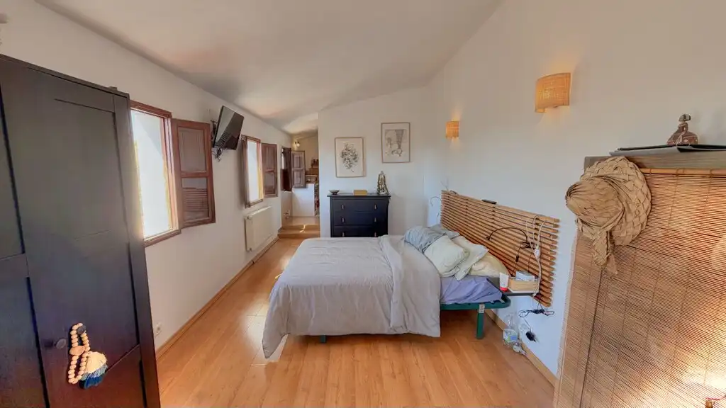 Dormitori de Finca rústica en venda en Vélez-Málaga amb Aire condicionat, Jardí privat i Terrassa