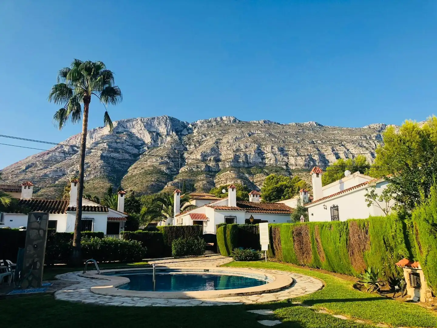 Außenansicht von Haus oder Chalet zur Miete in Dénia mit Klimaanlage, Heizung und Privatgarten