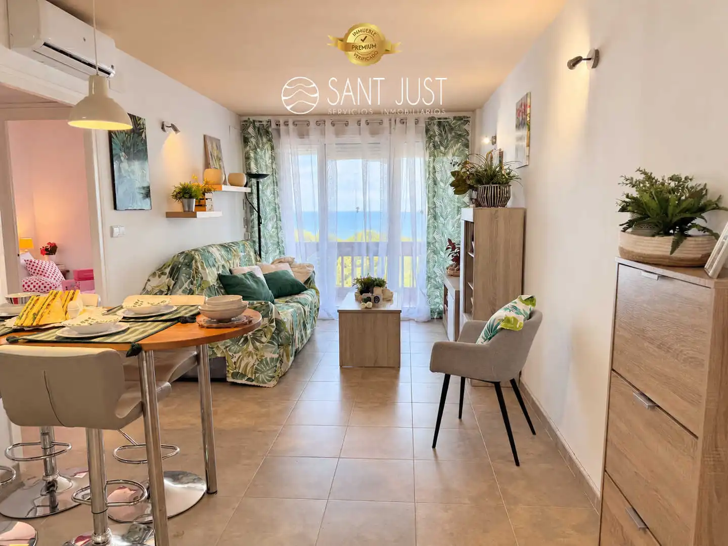 Apartment with pool for sale in Carrer de la Punta del Cavall 29, imagen 3