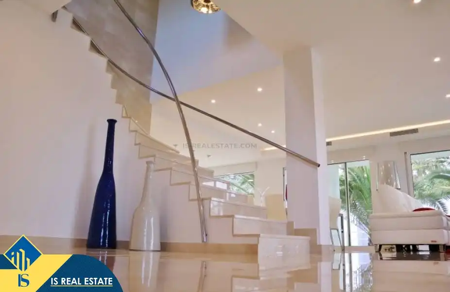 Casa o xalet en venda en Alicante / Alacant amb Terrassa, Moblat i Piscina comunitària