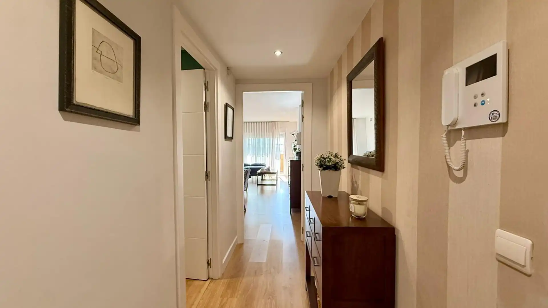 Pis en venda en Roquetas de Mar amb Aire condicionat, Terrassa i Piscina comunitària