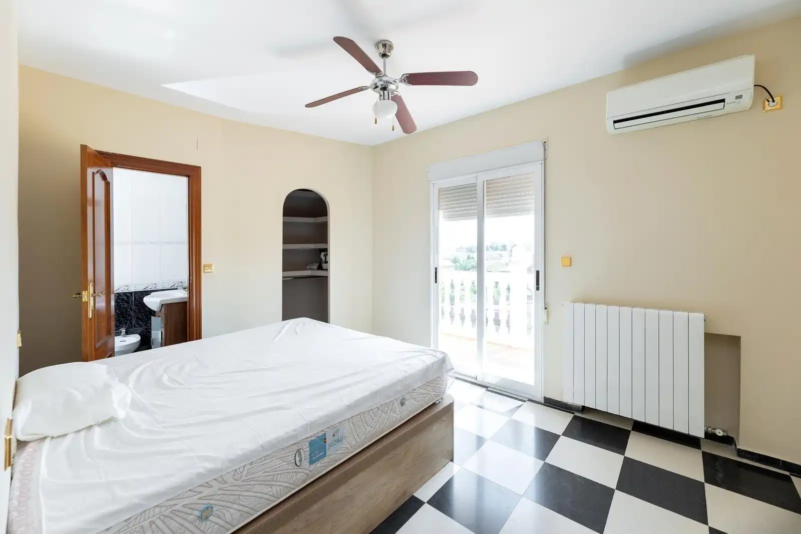 Haus mit Pool zum Verkauf in Calle de Camacha, imagen 16