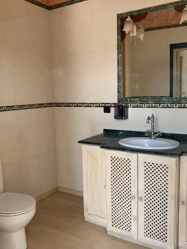 Bathroom of Commercial properties for sale in Zamudio  with Air Conditioner