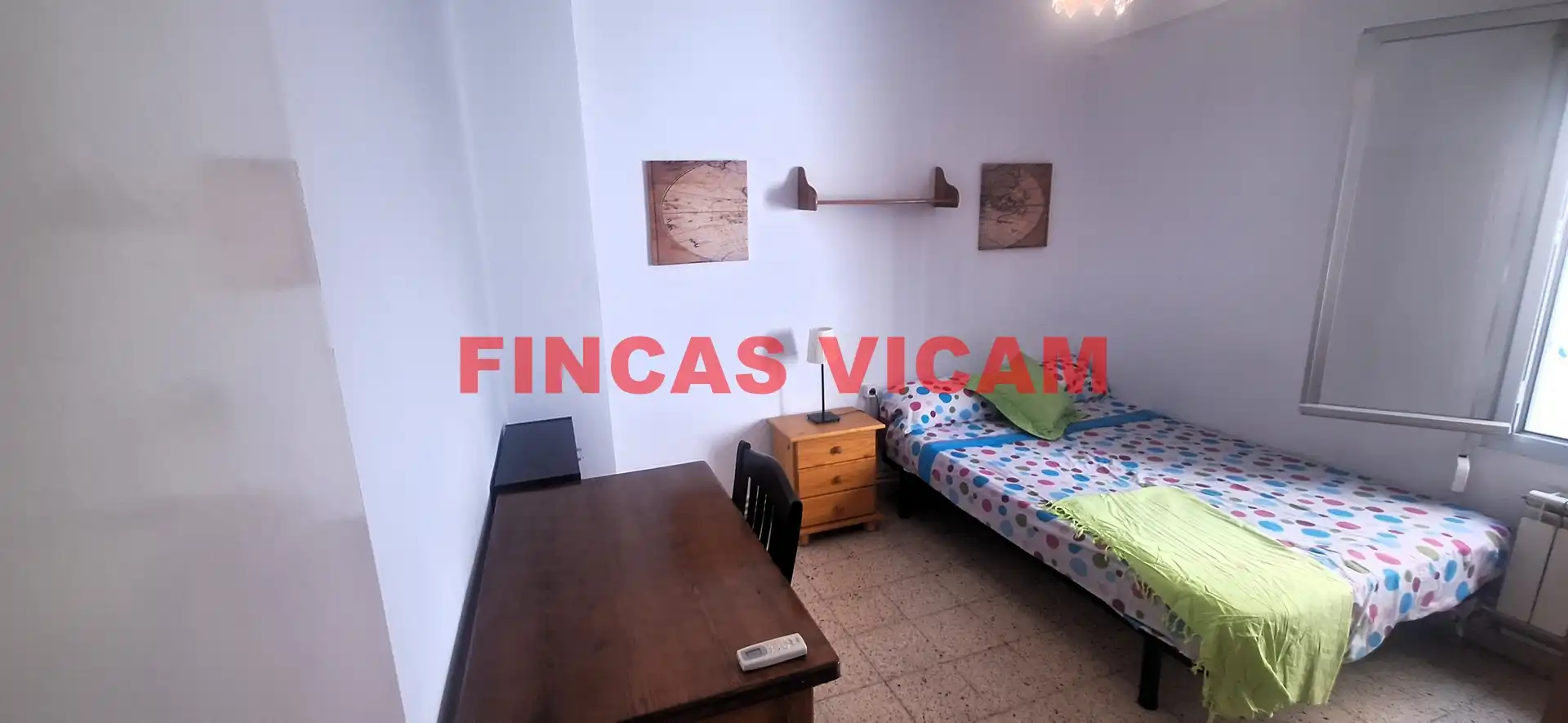 Habitación de Piso de alquiler en Huesca con Aire acondicionado, Calefacción y Amueblado