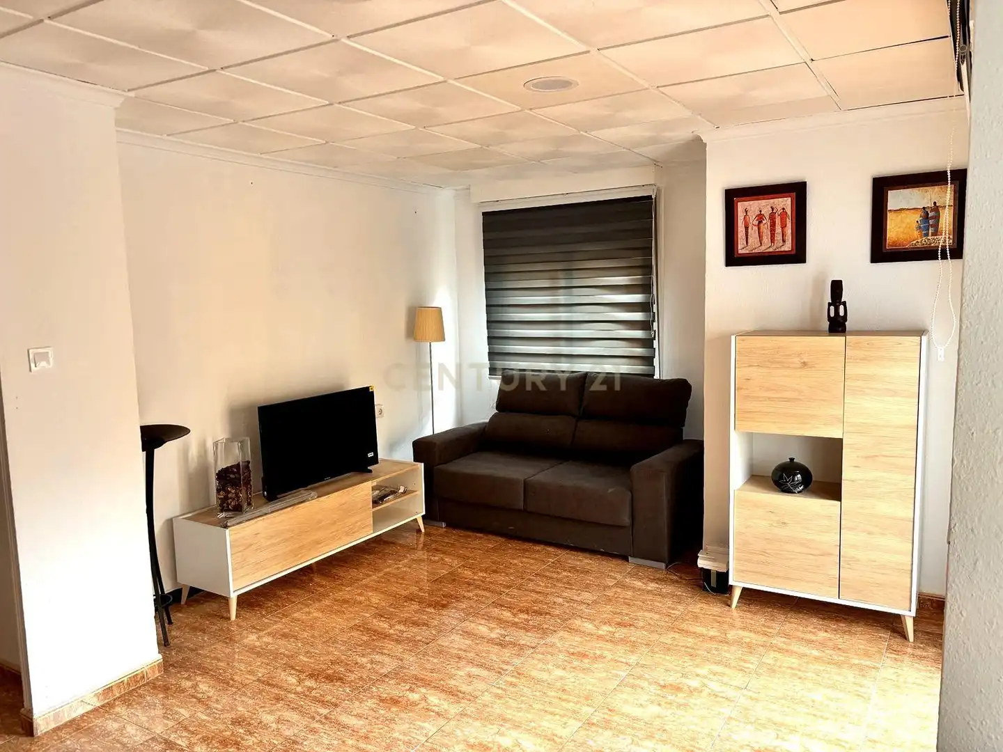Wohnzimmer von Wohnungen zur Miete in Elda mit Ofen und Waschmaschine