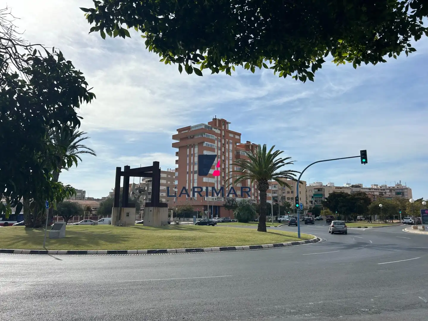 Vista exterior de Pis en venda en Alicante / Alacant amb Calefacció, Terrassa i Traster