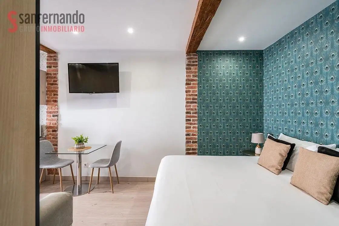 Bedroom of Flat for sale in Santander  with Heating, Furnished and Balcony