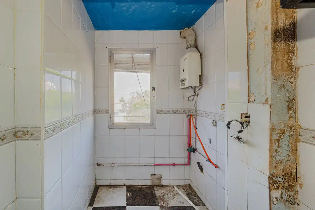 Bathroom of Flat for sale in Sevilla