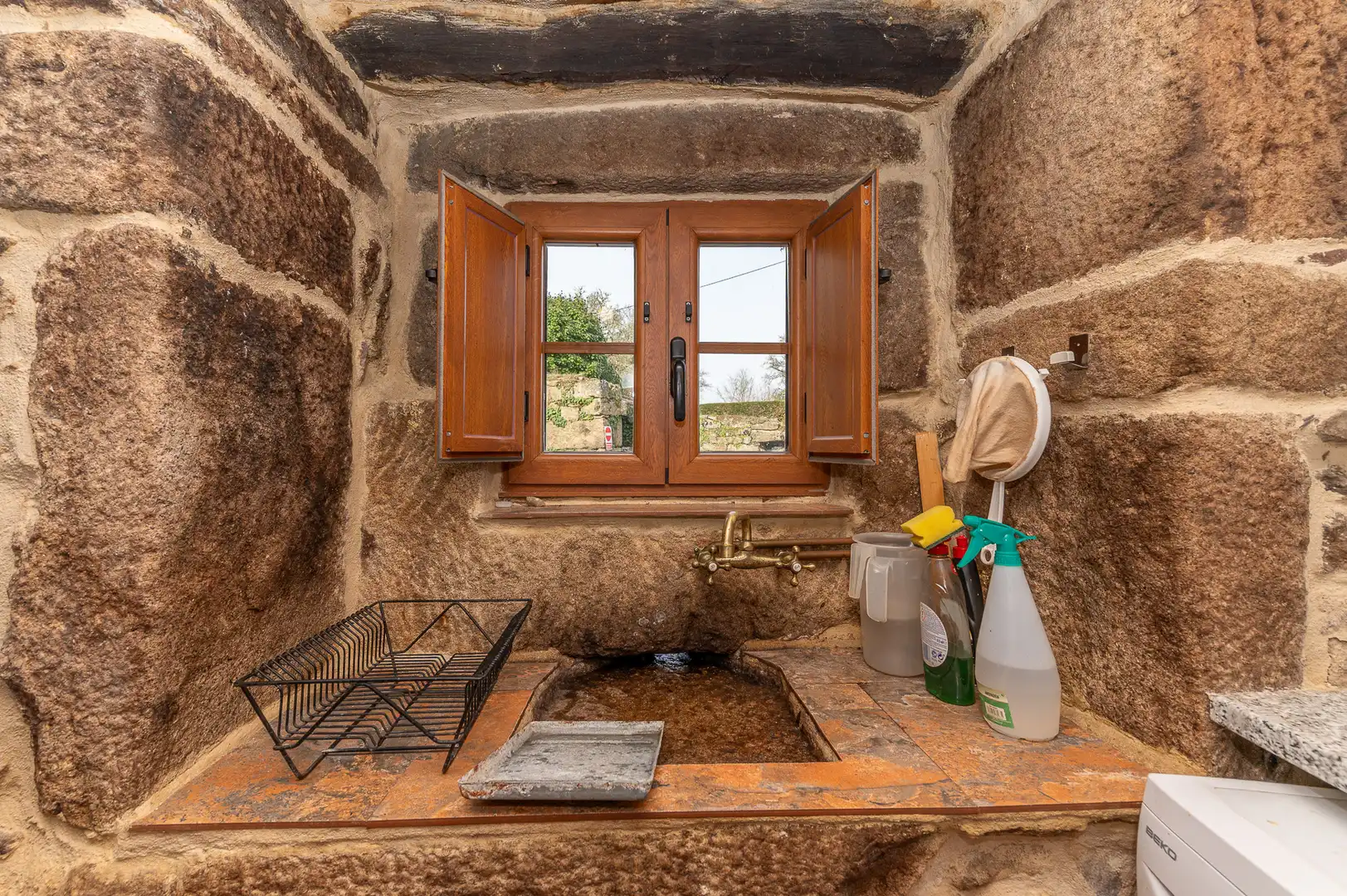 Cocina de Finca rústica en venta en Guitiriz con Amueblado