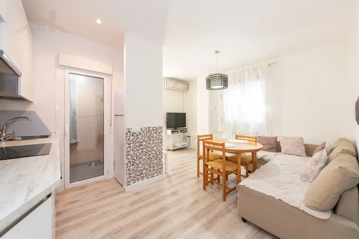 Living room of Flat for sale in Pinto  with Air Conditioner and Heating