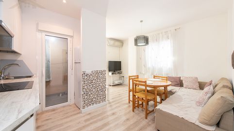 Foto 4 de Piso en venta en Calle de Doctor Jiménez Díaz, San José - Buenos Aires, Pinto