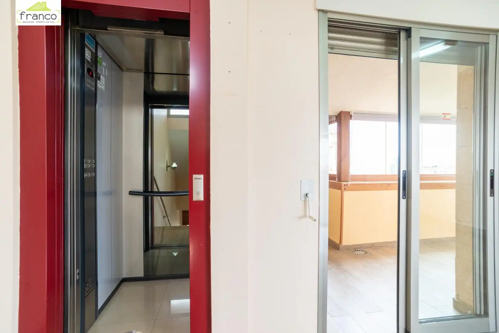 Casa adosada en venta en Murcia con Aire acondicionado, Calefacción y Jardín privado
