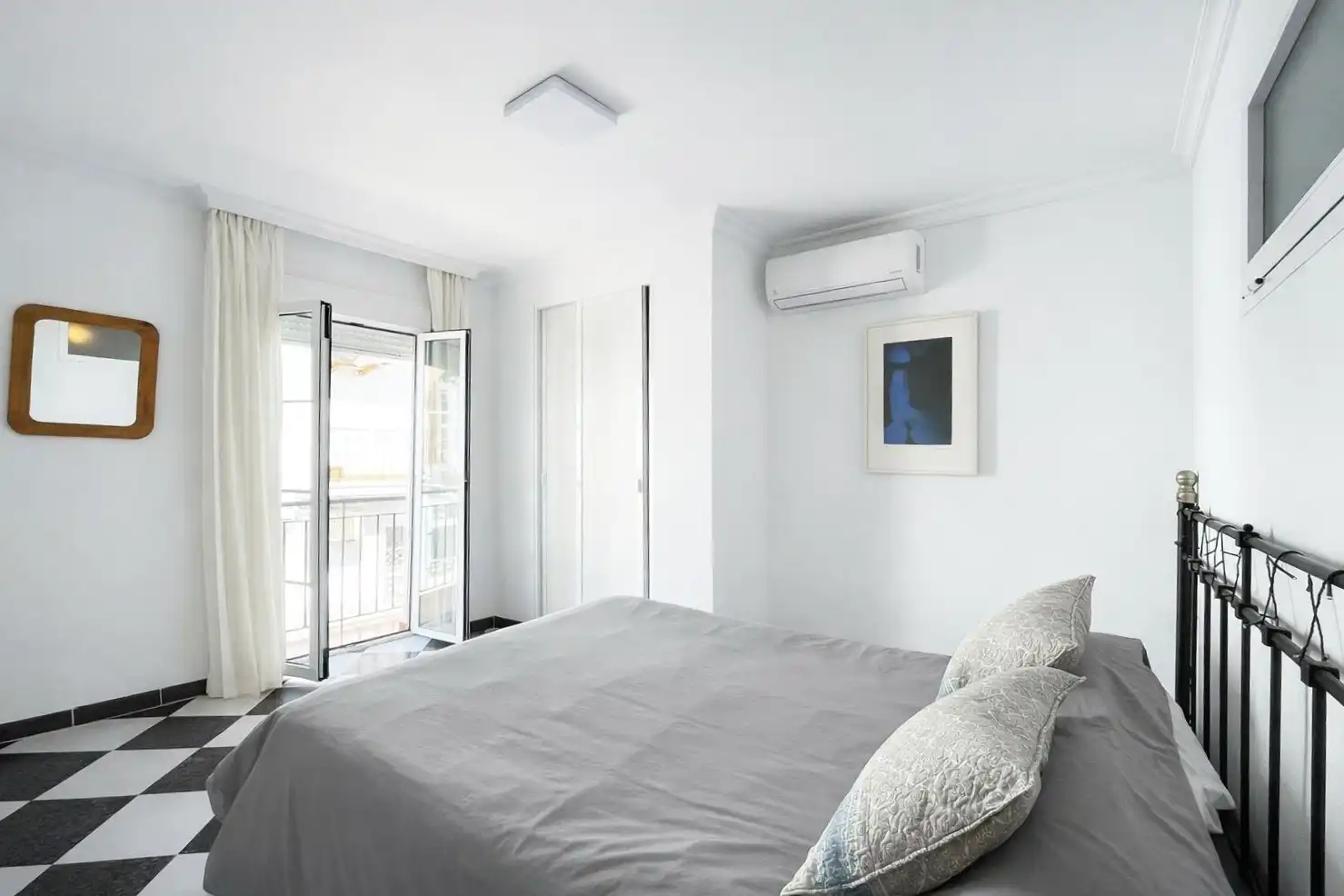 Schlafzimmer von Maisonette zum Verkauf in Nerja mit Klimaanlage, Terrasse und Möbliert