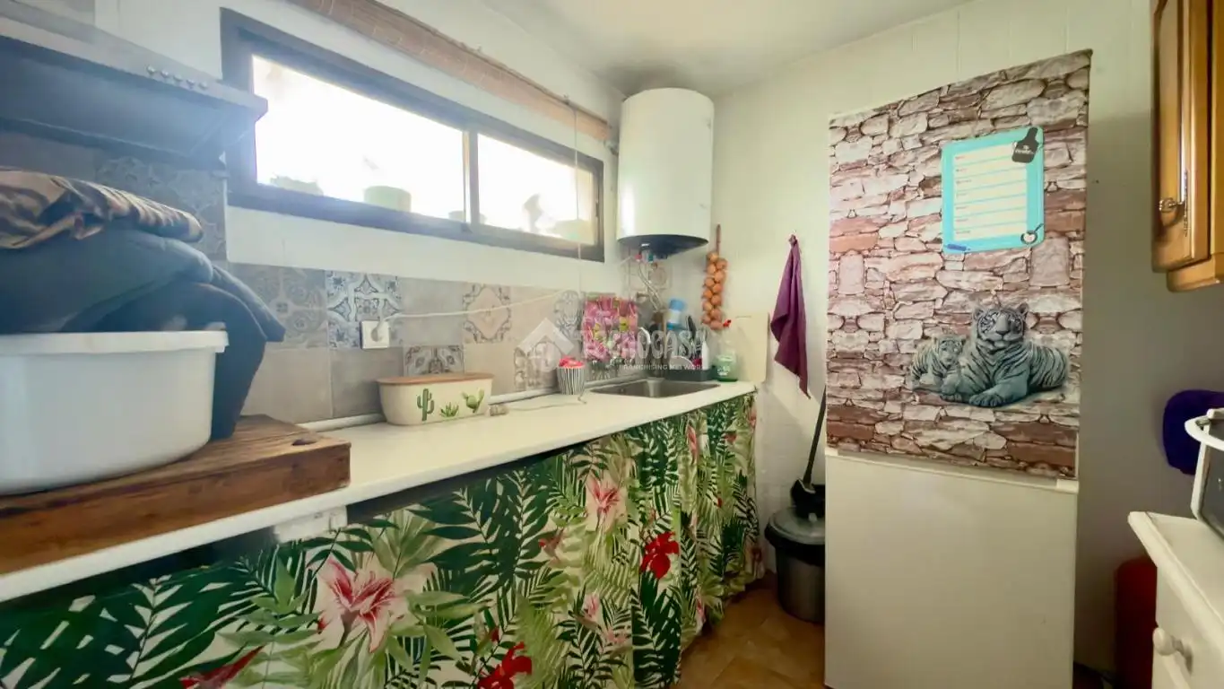 Cuina de Pis en venda en Los Barrios amb Aire condicionat i Calefacció