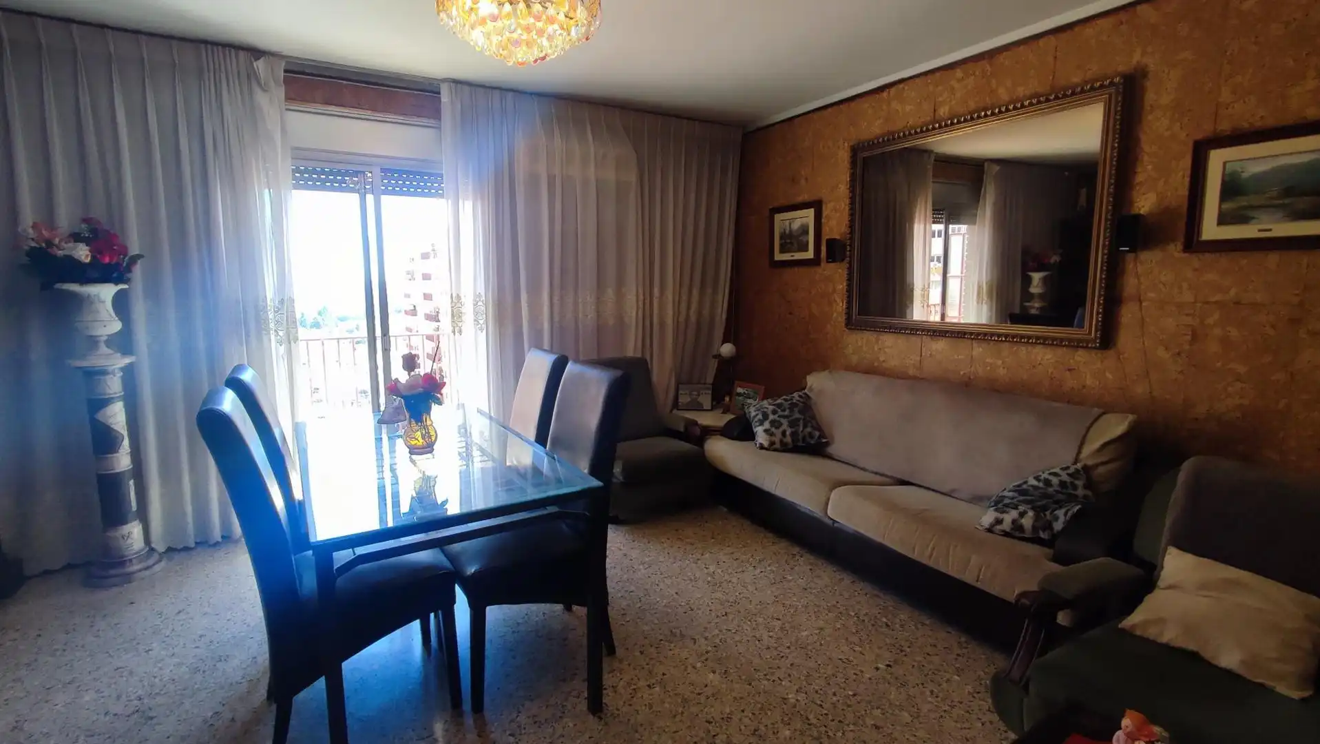 Living room of Flat for sale in Zaragoza  with Air Conditioner, Heating and Terrace