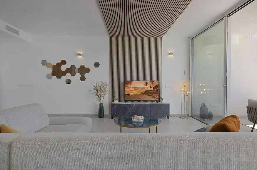 Sala de estar de Ático en venta en Benalmádena con Aire acondicionado, Terraza y Trastero