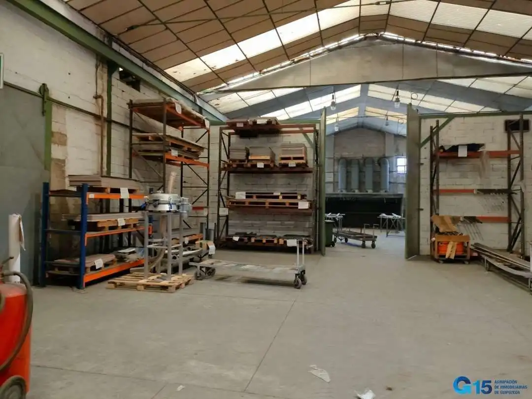 Nau industrial en venda en Zizurkil