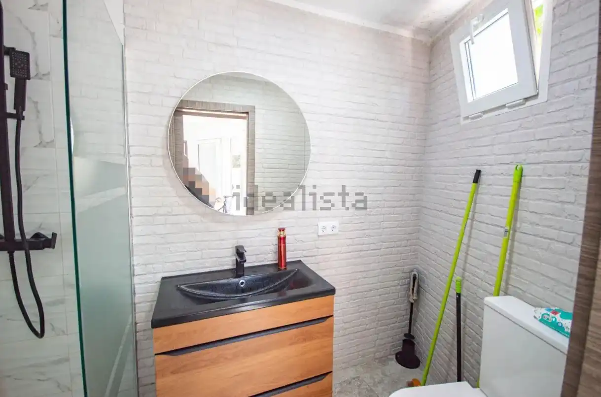 Badezimmer von Haus oder Chalet zum Verkauf in Elda mit Klimaanlage, Terrasse und Abstellraum