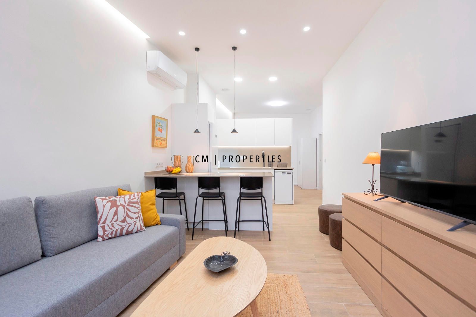 Living room of Flat to rent in  Valencia Capital  with Air Conditioner, Heating and Furnished