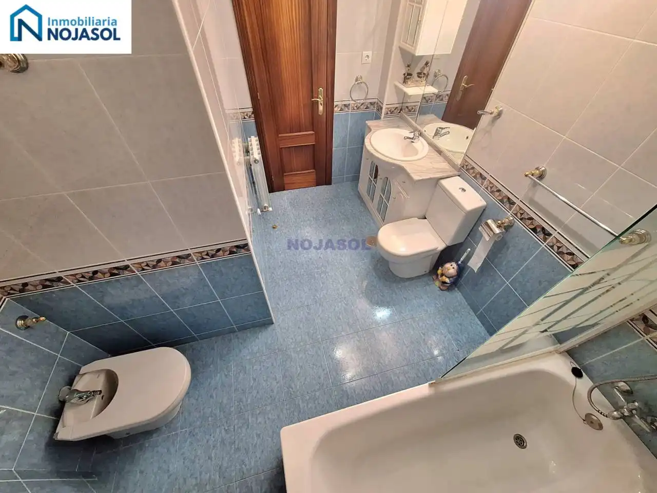Baño de Apartamento de alquiler en Noja con Calefacción, Jardín privado y Terraza
