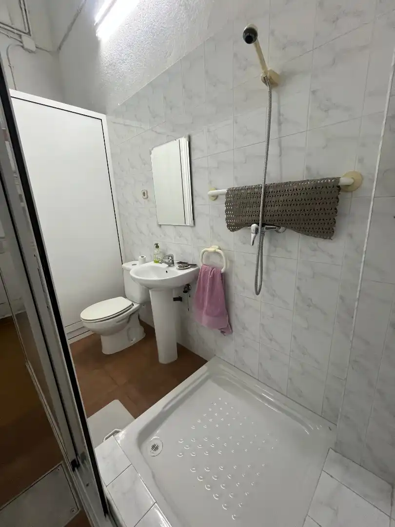 Bany de Casa o xalet en venda en Mollet del Vallès amb Aire condicionat, Calefacció i Moblat