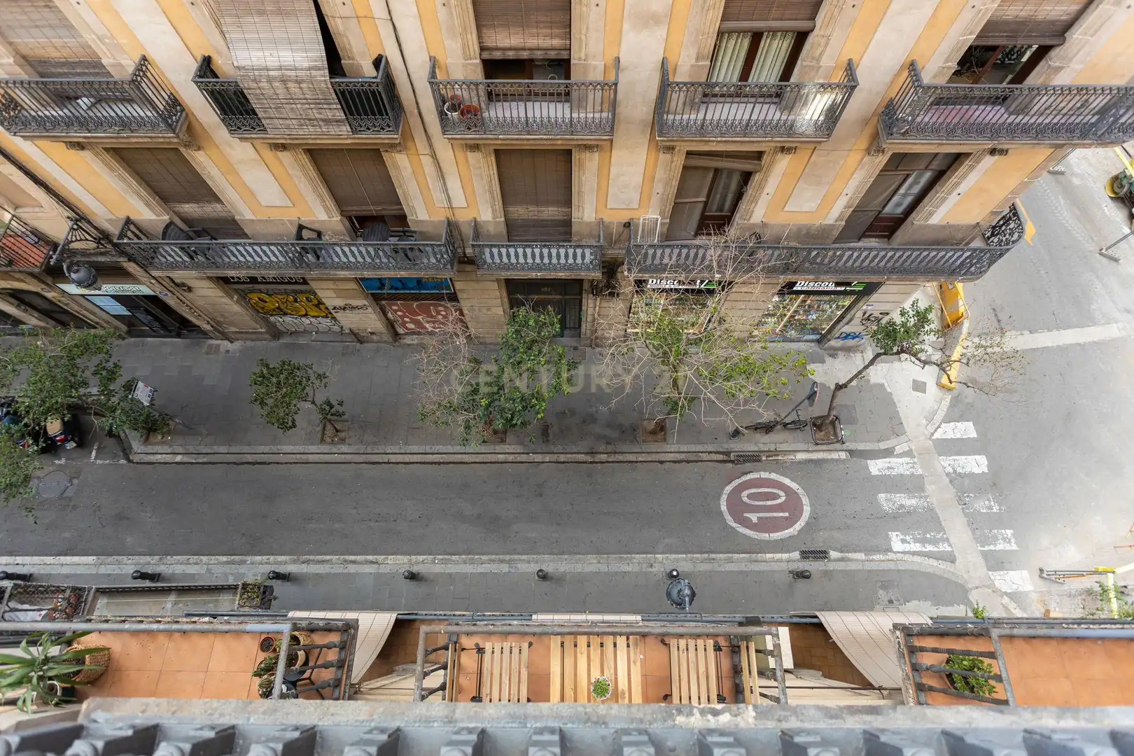 Apartamento con terraza en venta en Carrer de la Fusteria, Barcelona, Barcelona, Spain, imagen 4