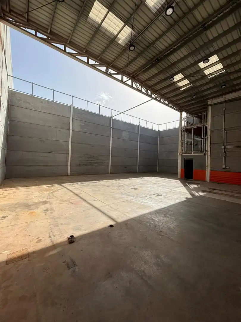 Industrial building to rent in Cruce de Arinaga, imagen 4