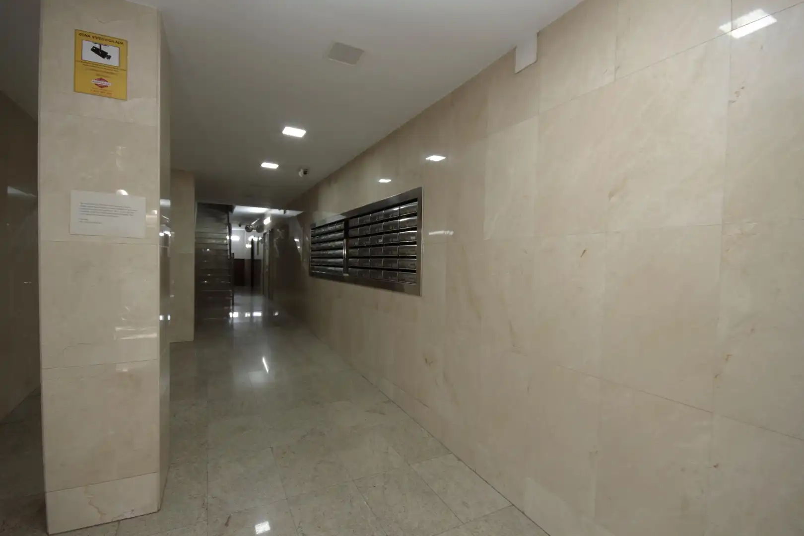 Ático en venta en Barcelona con Aire acondicionado, Calefacción y Parquet