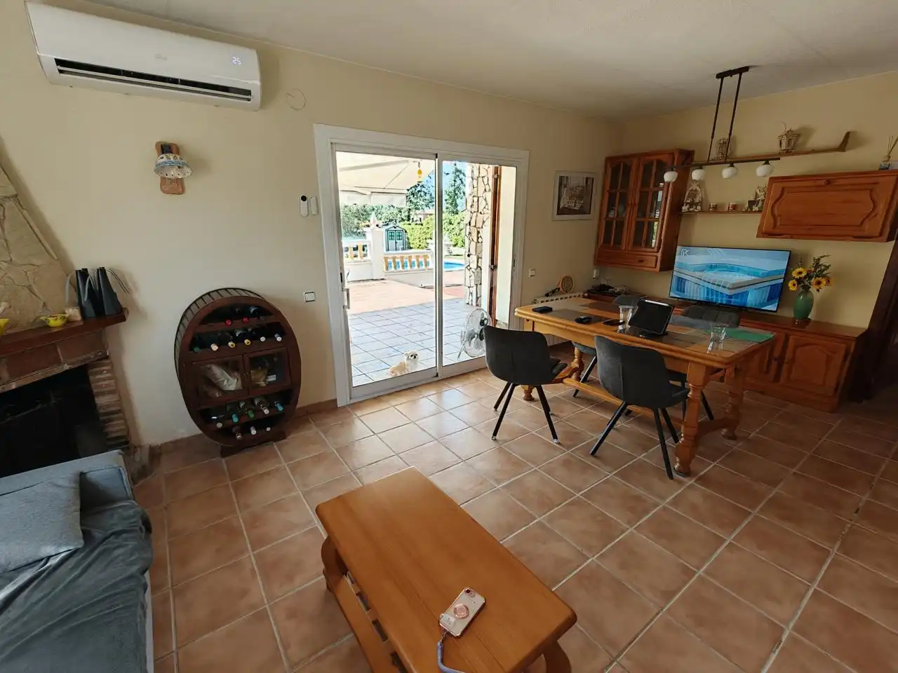 Cuina de Casa o xalet en venda en Caldes de Malavella amb Aire condicionat, Calefacció i Jardí privat