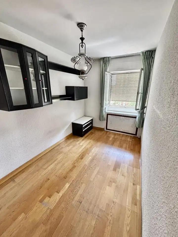 Bedroom of Flat for sale in Zaragoza  with Air Conditioner, Heating and Terrace