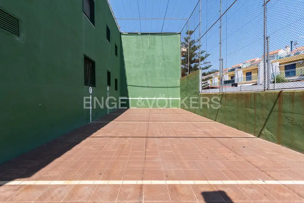 Vista exterior de Casa o chalet en venta en Vinaròs con Calefacción, Jardín privado y Terraza
