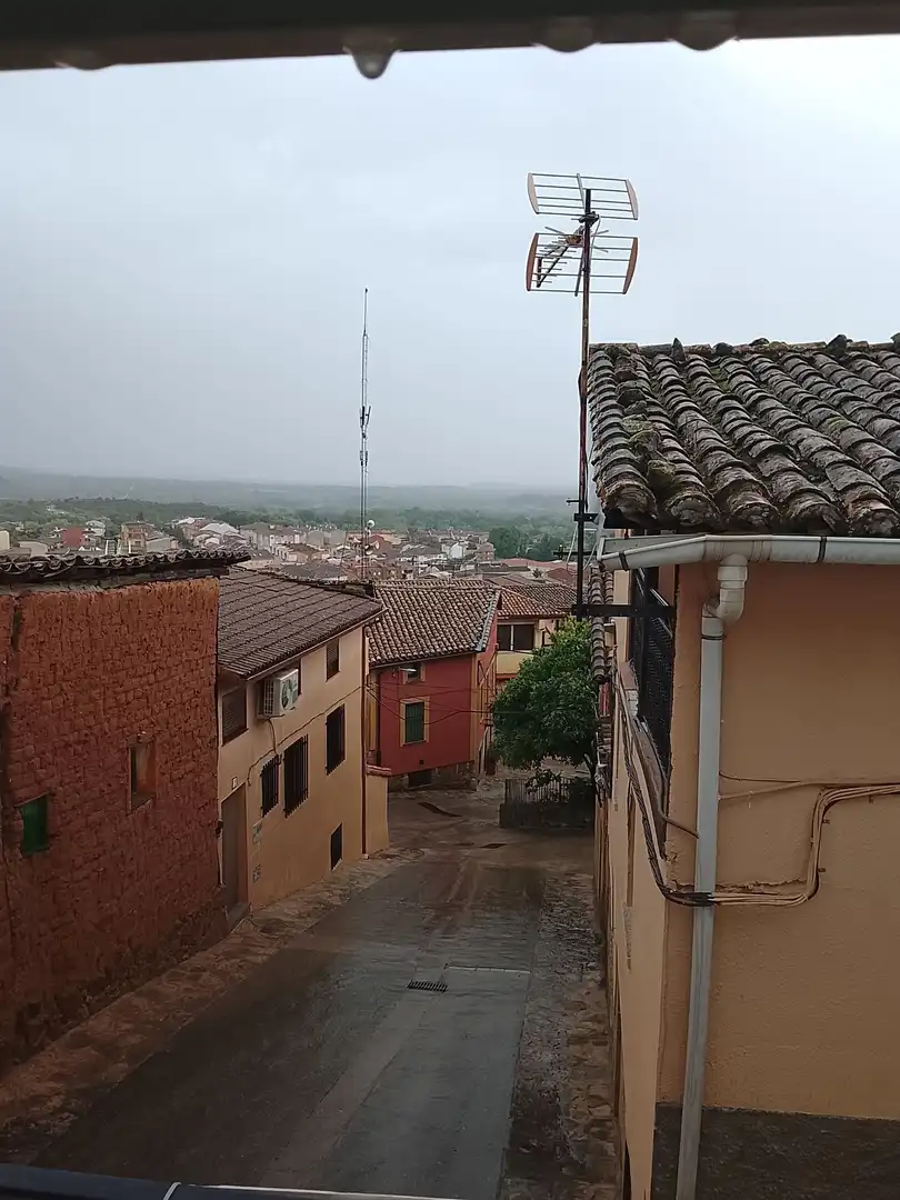 Exterior view of Houses for sale in Madrigal de la Vera  with Heating
