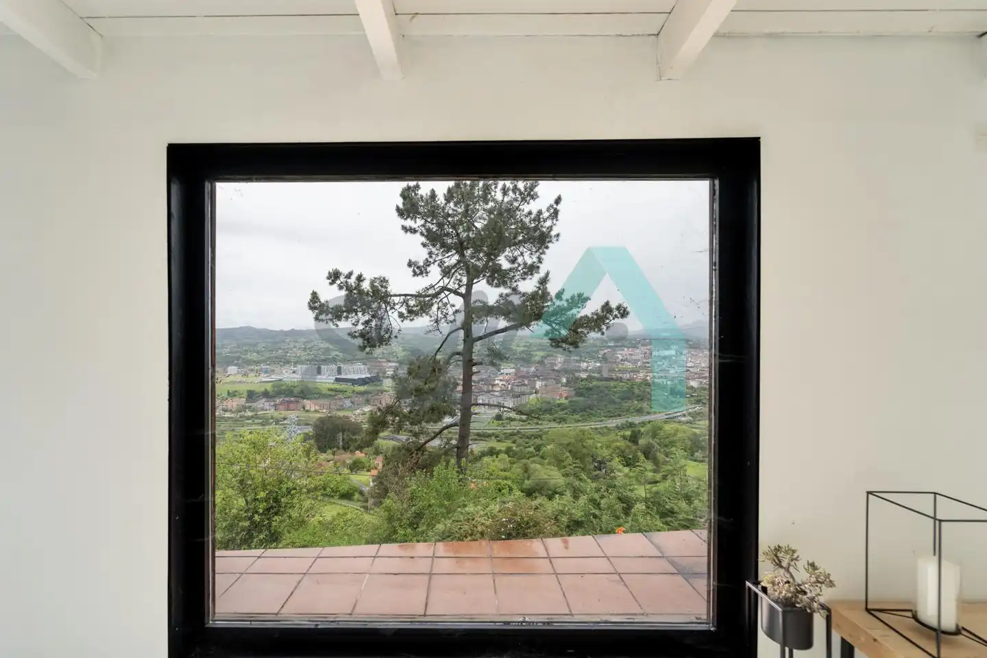 Habitación de Casa o chalet en venta en Oviedo  con Calefacción, Jardín privado y Parquet