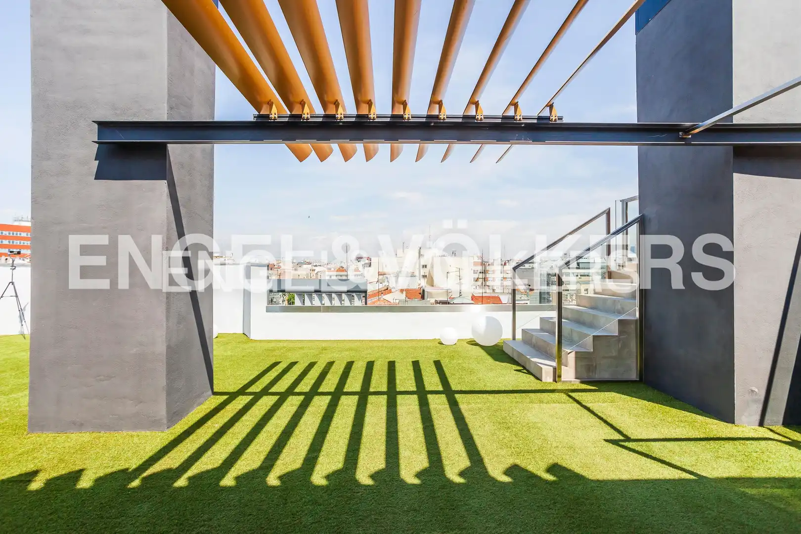Terraza de Piso de alquiler en Madrid con Aire acondicionado, Calefacción y Trastero
