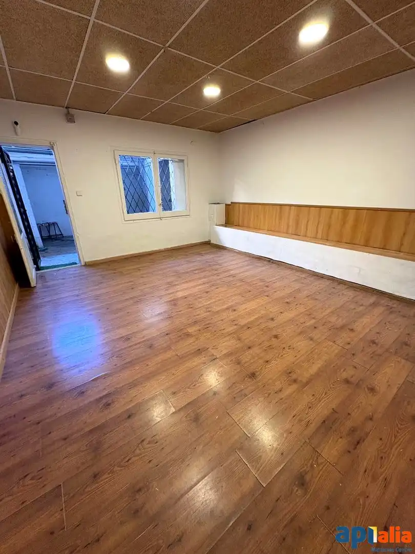 Local en venta en Premià de Mar