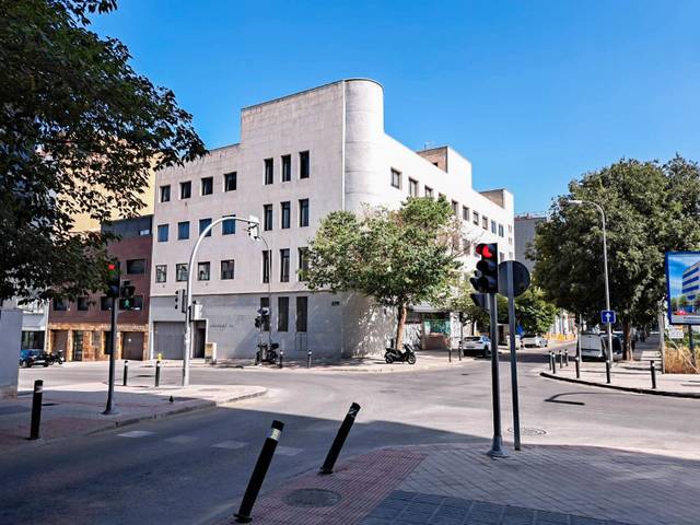 Oficina en Venta en Calle de Albasanz, 34 en Simancas
