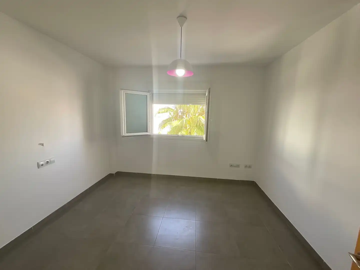 Habitación de Casa o chalet en venta en Almería con Jardín privado, Terraza y Trastero