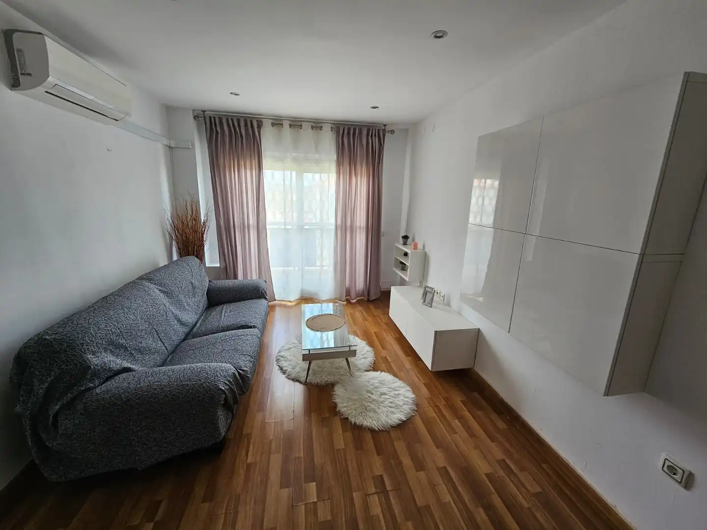 Wohnzimmer von Wohnung zur Miete in Malpartida de Cáceres mit Klimaanlage, Heizung und Terrasse