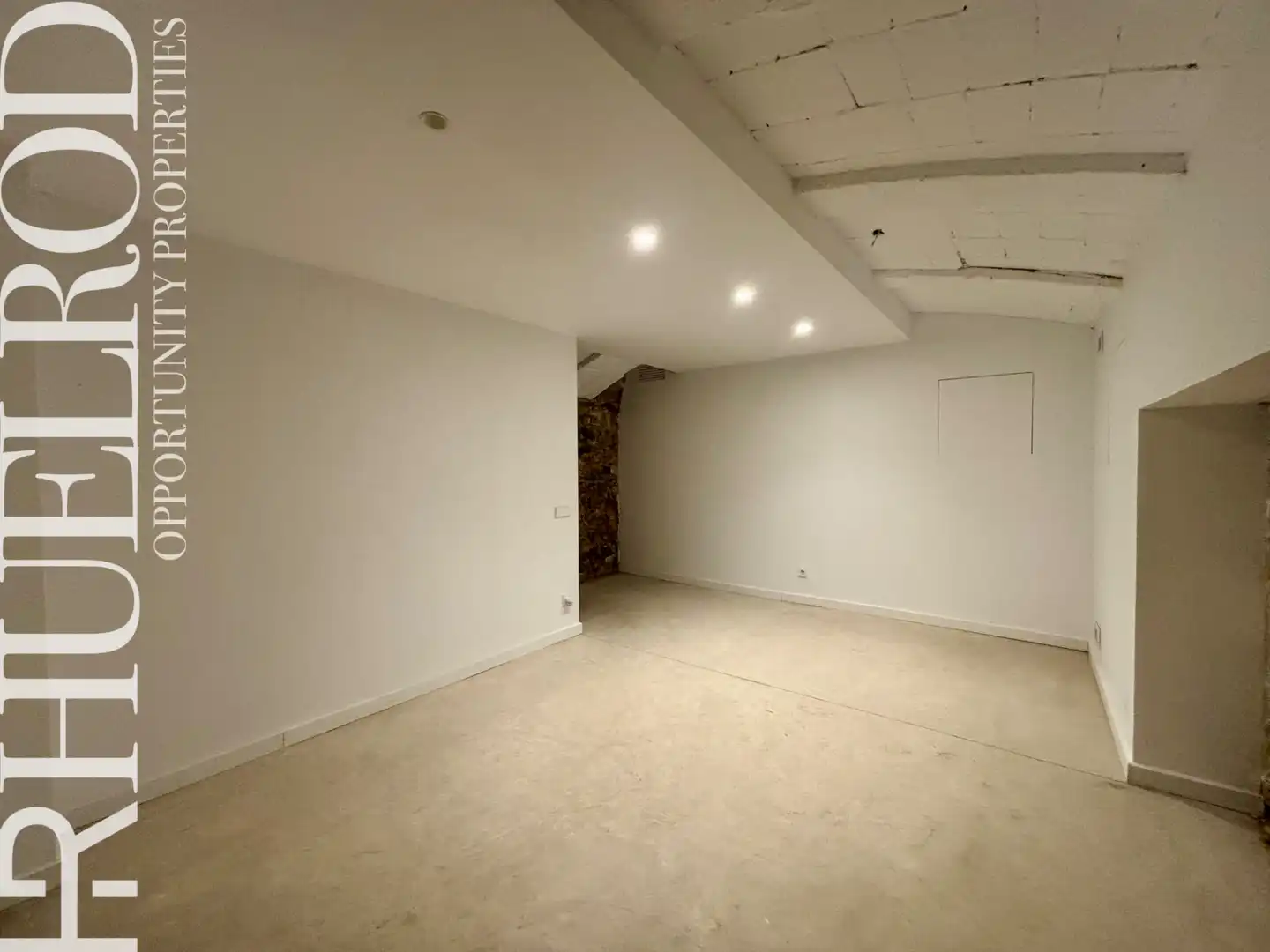 Ground floor for sale in Badalona  with Air Conditioner, Heating and Parquet flooring