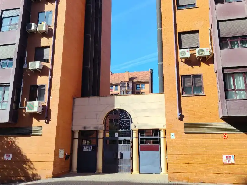 Exterior view of Flat for sale in Usera
