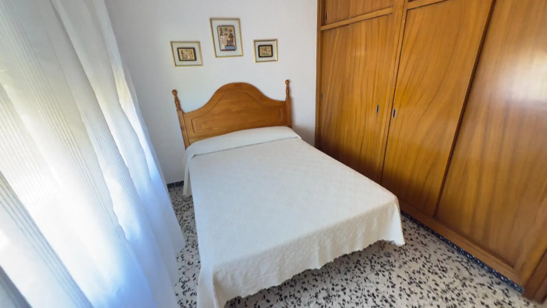 Dormitori de Finca rústica en venda en Gibraleón amb Aire condicionat, Jardí privat i Terrassa