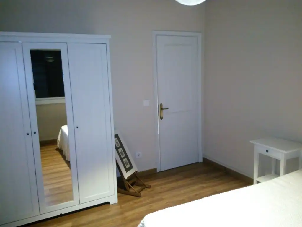 Bedroom of Flat for sale in Santiago de Compostela   with Heating, Storage room and Furnished
